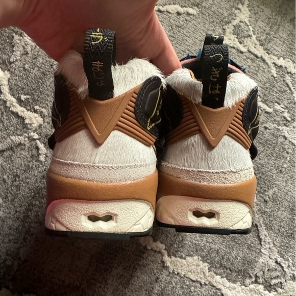 Reebok x Power Rangers Instapump Fury 94 Black Ruscly Gold Size 7 - Picture 5 of 16